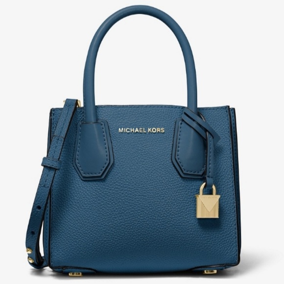 MICHAEL KORS

Mercer Pebbled Leather Crossbody - Picture 5 of 5